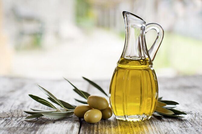 Afternoon Tour: Soap, Olive Oil & Wine Stories of Peza Village - The taste of Cretan lunch: bread, tomatoes, and the comfort factor