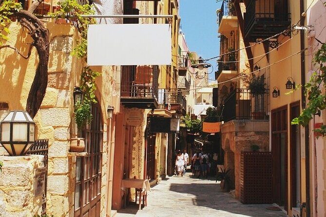 CHANIA RETHYMNON KOURNAS, full day professional guided coach tour - Lake Kournas: lunch on your own, plus walking and pedal-boat time