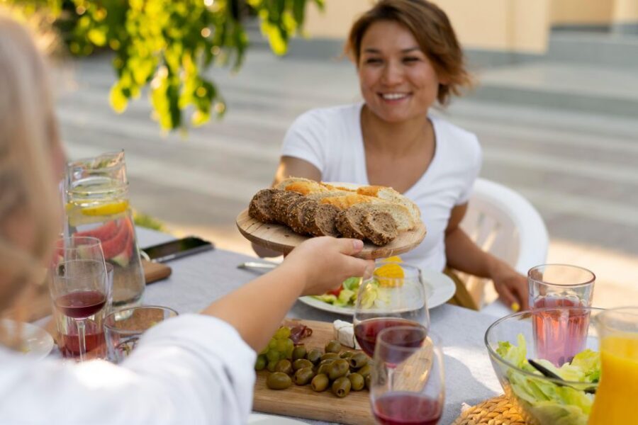 Crete: Heraklion Food and City tour - Starting in Heraklion with Mrs Ralou
