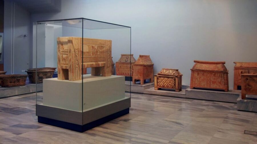 Crete: Knossos E-Ticket with Audio Guide & Optional Museum - How the Knossos + Museum + Heraklion city day is laid out