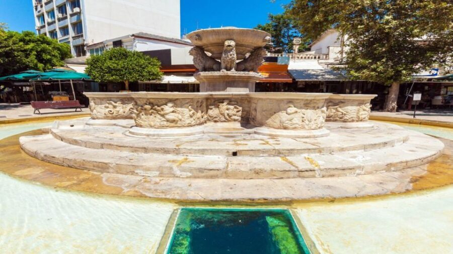 Crete: Knossos E-Ticket with Audio Guide & Optional Museum - Knossos Palace: using audio to follow the story (not just the stones)
