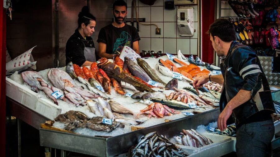 Crete: Knossos Palace, Heraklion City, Market Guided Tour - Knossos Palace: what you really get from a guided, 2-hour run