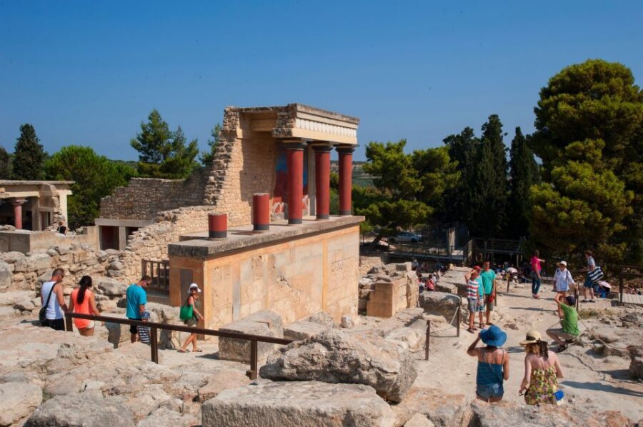 Crete: Knossos Palace, Heraklion City, Market Guided Tour - The market visit and where to spend your free time