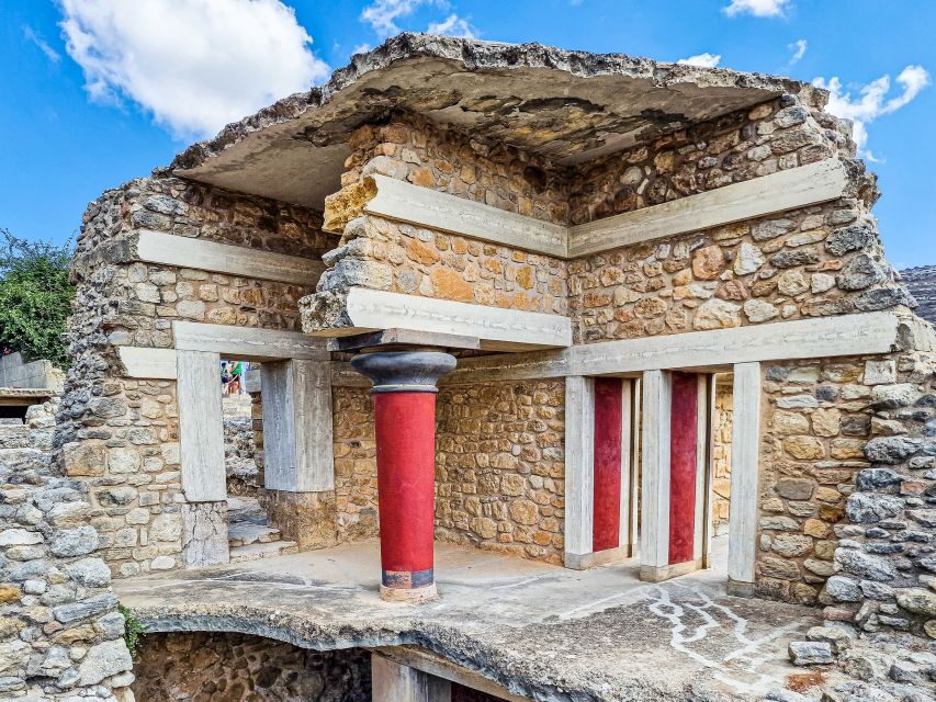 Crete: Knossos Palace, Heraklion City, Market Guided Tour - Getting there: pickups, coach time, and how to avoid the “group shuffle” feeling