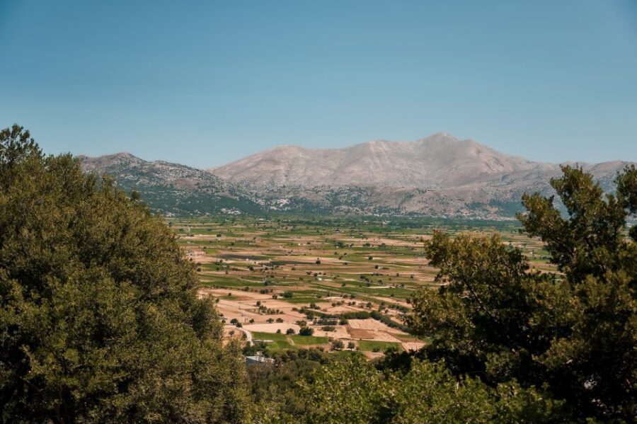 Crete: Lasithi Plateau & Knossos Palace Tour - Logistics that matter on a full 10-hour loop