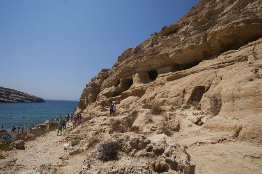Crete: Matala Beach and Hippie caves, Red beach - Getting there: pickup convenience and what the ride really feels like