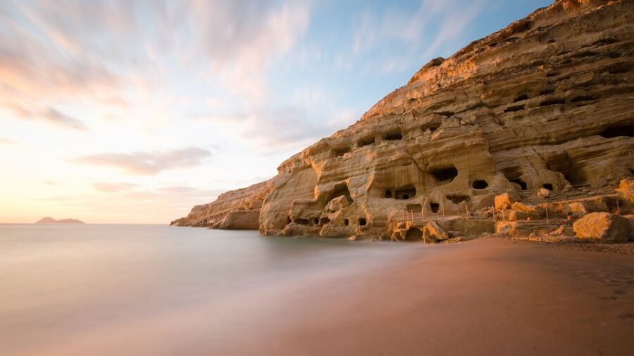 Crete: Matala Beach and Hippie caves, Red beach - Matala Beach: where the sea color matches the legend