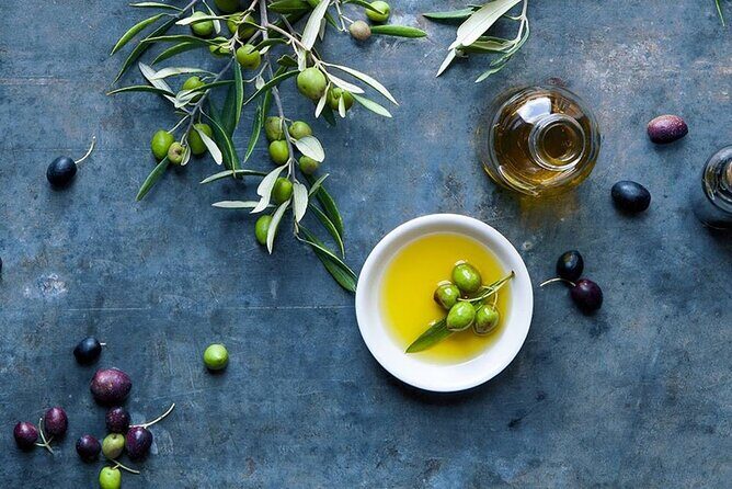 Crete: Olive Oil, Soap, Wine, Raki - Flavorful Culinary Journey - Who runs the day: guides and hosts make the difference