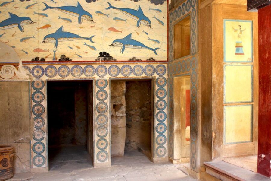 Crete: Palace of Knossos E-Ticket and Audio Guide - South Entrance Corridor: The Prince of the Lilies