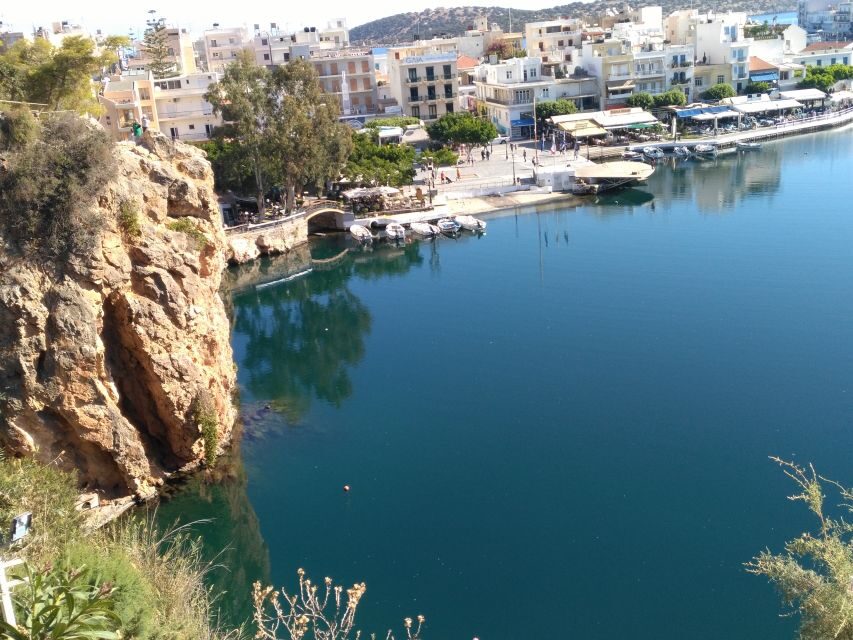 Crete: Spinalonga, Agios Nikolaos and Elounda with BBQ Lunch - Agios Nikolaos and Lake Voulismeni: the calmer payoff