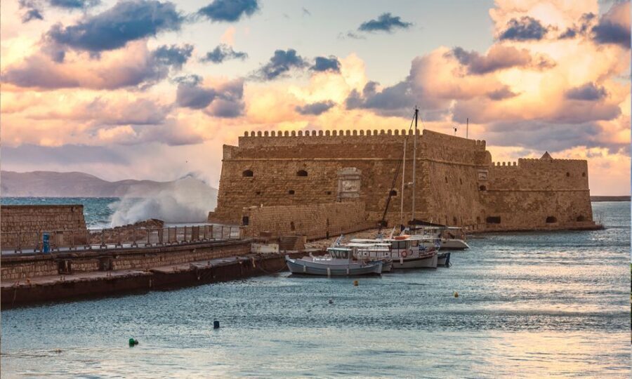 Day Trip To Heraklion City Center & Market & CretAquarium - Lunch and Snacks: Budget It, Then Enjoy the Freedom
