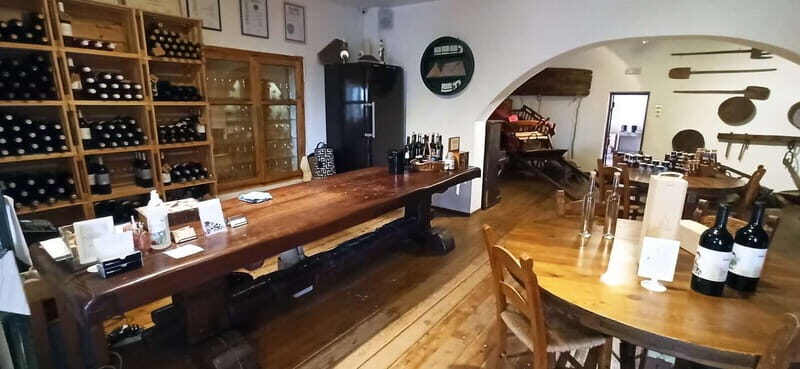 Discover Taste of Crete: Guided Winery Tour and Tastings - Stop 1 at Domaine Paterianakis: organic wines and a guided vineyard feel