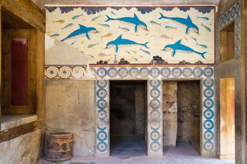 From Chania & Rethymno: Knossos Palace & Heraklion City Tour - Comfort, Group Size, and Who This Tour Fits Best