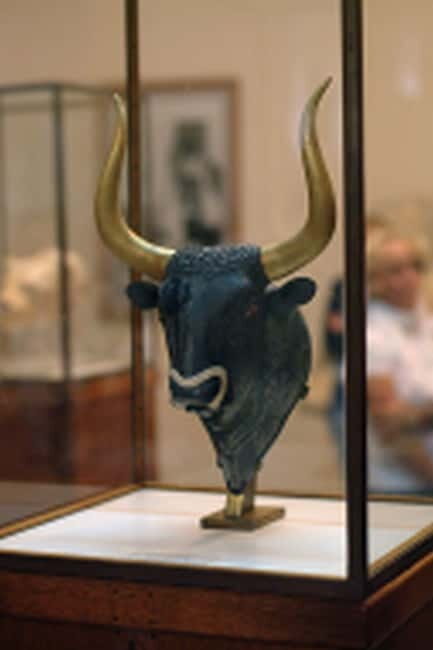 From Chania & Rethymno: Knossos Palace & Heraklion City Tour - Should You Book This Knossos Palace & Heraklion City Tour?