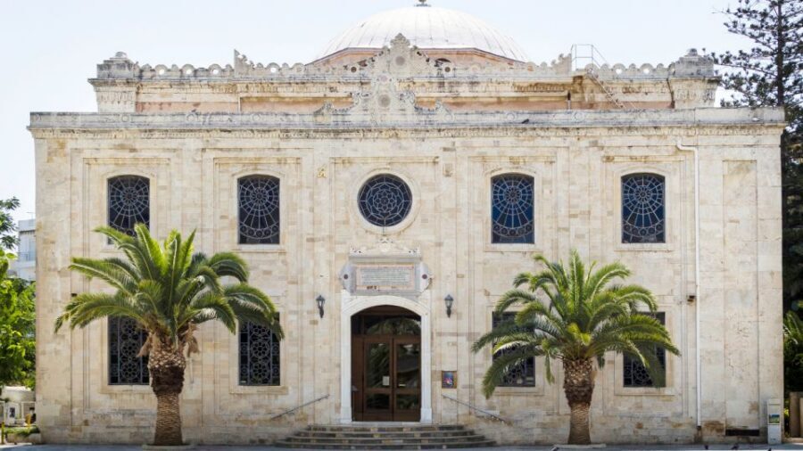 From Heraklion: Historical Center City Tour & Knossos Palace - Heraklion city center walk: where a guided stroll actually helps