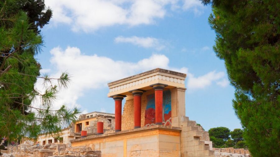 From Heraklion: Historical Center City Tour & Knossos Palace - Archaeological Museum option: extra context without a guide