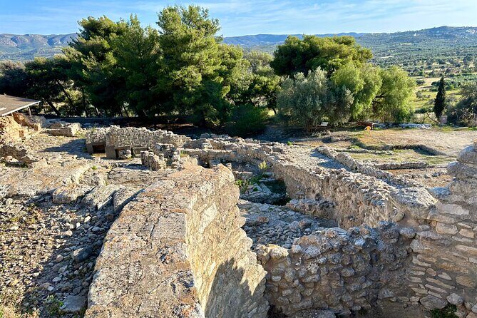 Full-Day Private Tour in Matala Caves and Ancient Gortyn in Crete - Who should book this Matala–Gortyn–Phaistos day