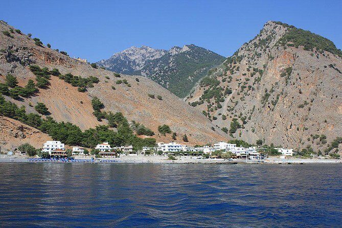 Full Day Samaria Gorge 10-Mile Walking Tour - Footwear and Heat: How to Set Yourself Up for Success