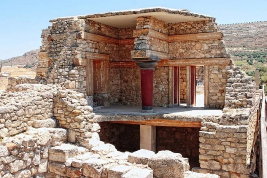 Heraklio:Knossos Palace-Museum-Heraklio ALL IN SKIP The line - Who this tour suits best (and who should be careful)