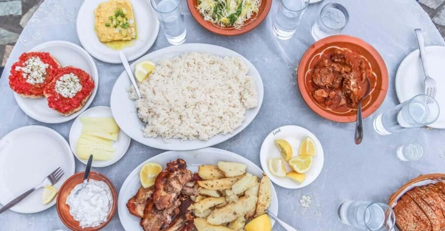 Heraklion City: Greek Food Tasting Walking Tour - Key things that make this Heraklion tasting work