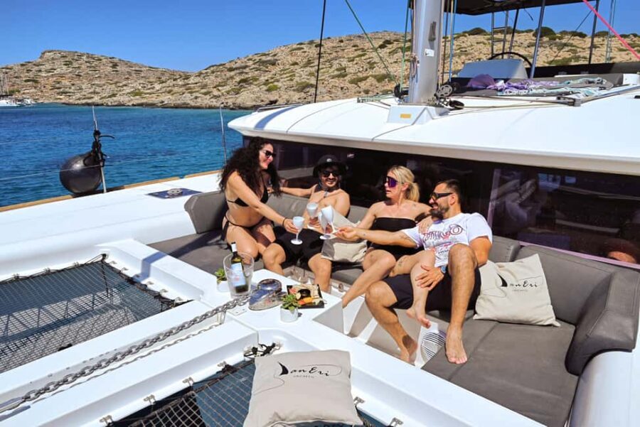 Heraklion: Dia Catamaran Tour - Lunch, Open Bar & Snorkeling - Catamaran cruise to Dia: comfort, music, and steady open-bar energy