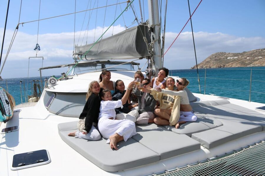 Heraklion: Dia Island Luxury Catamaran Cruise with Meal - Dia Island from Heraklion: what you’re really buying
