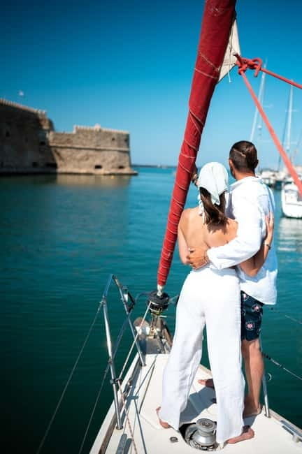Heraklion: Dia Island Sunset Boat Tour with Dinner - Key Points Before You Go