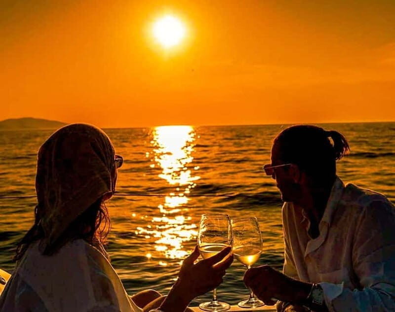 Heraklion: Dia Island Sunset Boat Tour with Dinner - The 80-Minute Aegean Sail: What You’ll Actually Do