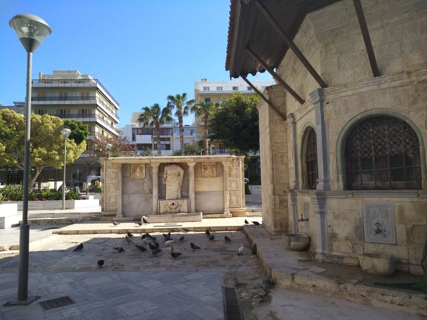 Heraklion: Ecobike Sightseeing Tour with Greek Meze - Heraklion by electric bike: fast old-town touring that still feels personal