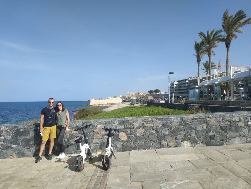 Heraklion: Ecobike Tour with Wine Tasting - Photo stops that actually add context: Karavolas and Morosini Lions Fountain