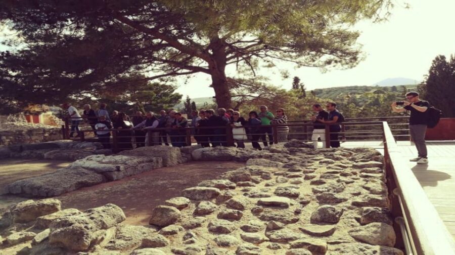 Heraklion: Knossos Palace Guided Tour Half Day - Key Knossos tour highlights you’ll actually feel