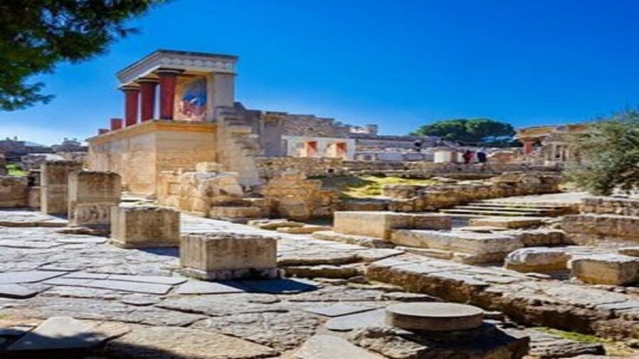 Heraklion: Knossos Palace Guided Tour Half Day - Meeting at Heraklion’s museum area, then riding to Knossos