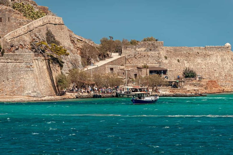 Heraklion: Spinalonga, Agios Nikolaos, & Elounda Boat Tour - Lunch and BBQ: what to expect from the food (and how to plan your hunger)