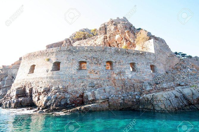 Heraklion : Spinalonga, Agios Nikolaos , Elounda Boat Tour & BBQ - Group size and pacing: why the vibe changes