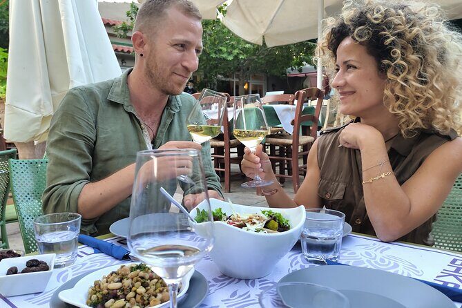 Heraklion SUV Private Guided Wine Tour with Lunch - Lunch at Lyrarakis: how the pairing is built