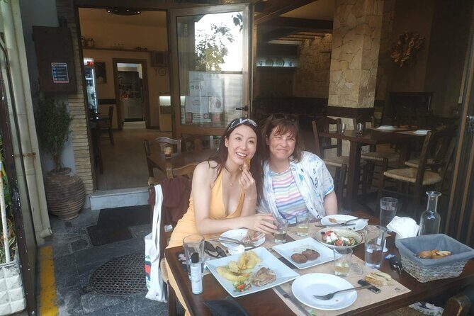 Heraklion - Walking city tour with food tasting - Group size, pacing, and guide style: what to expect on the day