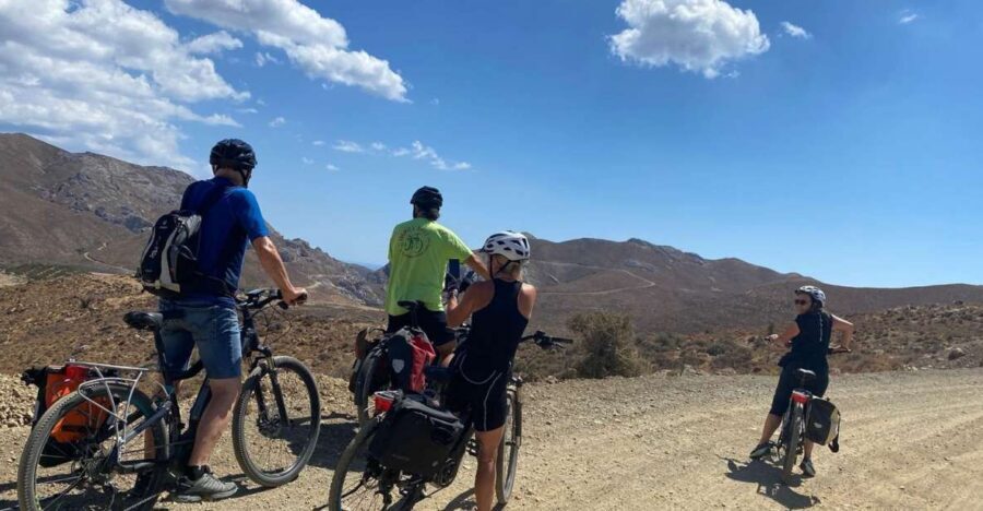 Heraklion: Wine Tasting E-Bike Tour - Vineyards and two mountain backdrops: Yioukta and Psiloritis
