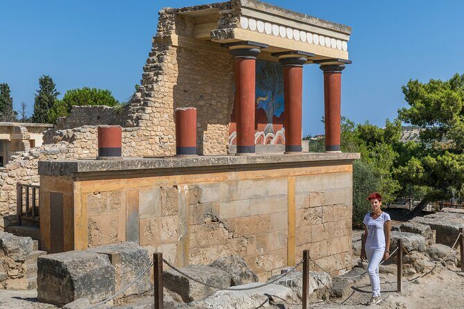 Labyrinth of Knossos Skip-the-Line Ticket with Tour Guide - Practical timing: how to avoid the common Knossos day problems