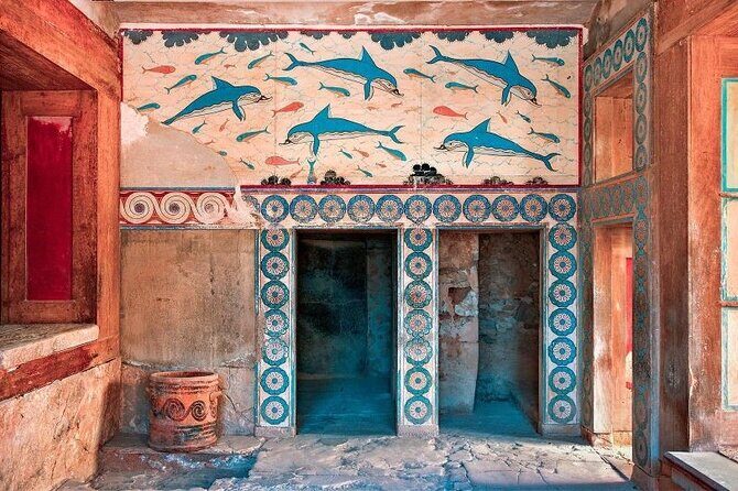Minoan Crete: Knossos Palace, Winery Visit and Lunch at Archanes - Archanes Village Lunch: Four Courses Plus Room to Roam
