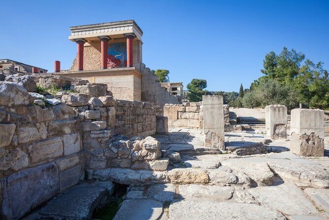 Minoan Path: Knossos Palace, Winery Visit, Lunch at Archanes - Who this Minoan Path tour is best for