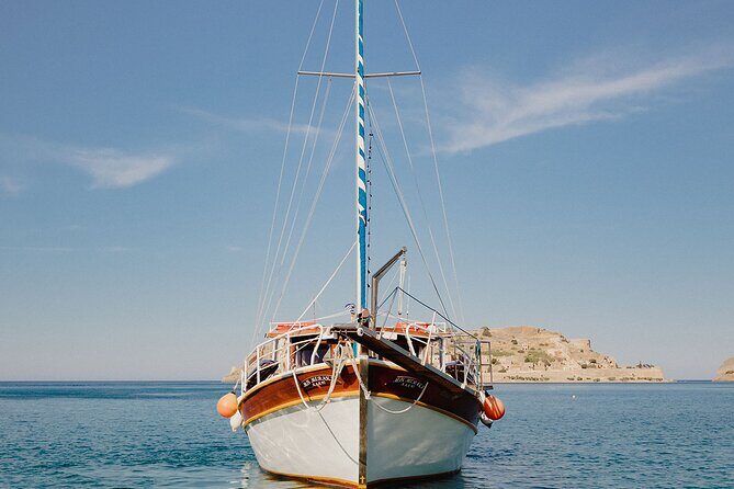 Mirabello Luxuries with Spinalonga & Agios Nikolaos from Iraklion - Plaka waterfront lunch: seafood time with reservation help