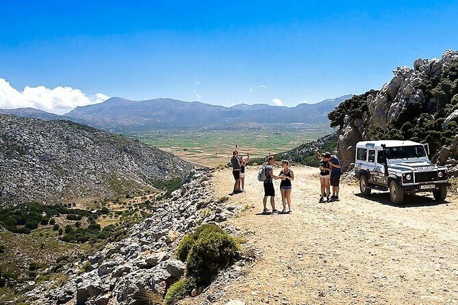 Mountains of Crete 4x4 Tour with Taverna Lunch - Lunch at the taverna: wine, a local delicacy, and a full stomach