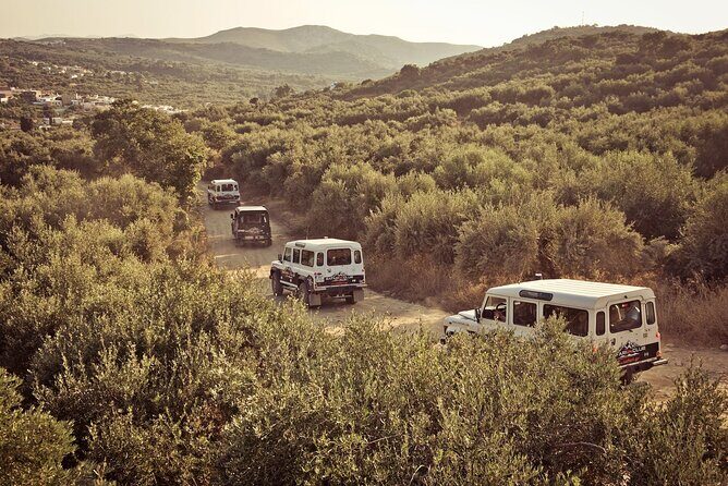 Mountains of Crete 4x4 Tour with Taverna Lunch - Who this 4x4 tour is perfect for