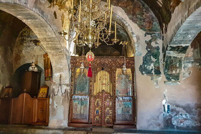 Private Tour of Crete with Knossos Palace and Lassithi Plateau - A 9.5-hour Crete sampler that stays practical