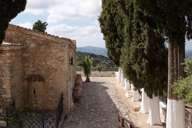Road-trip to Lasithi, Zeus Cave, Vidiani, Krasi & Olive Mill Farm - Comfort, Group Size, and How You’ll Feel at the End