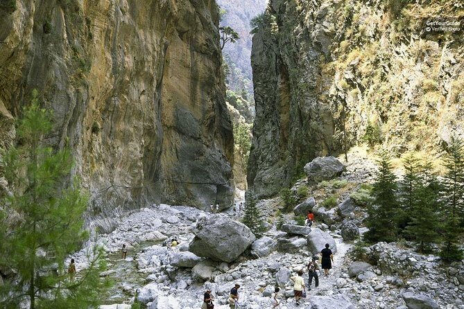 Samaria Gorge Trek: Full-Day Excursion from Heraklion with Guide - Why this Samaria Gorge day trip makes sense from Heraklion