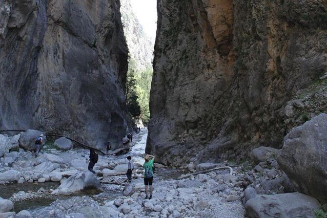 Samaria Gorge Trek: Full-Day Excursion from Heraklion with Guide - Entrance and boat tickets: what’s included vs what you’ll pay
