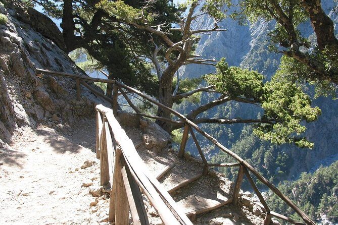 Samaria Gorge Trek: Full-Day Excursion from Heraklion with Guide - Agia Roumeli: village time, swimming, and a meal on your terms
