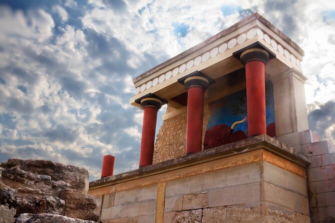 The valley of Zeus (Olive oil, wine tasting)-Knossos palace tour - Archanes Tastings: Olive Oil, Wine, Raki, and Local Products
