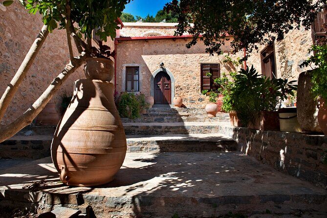 Uncharted East Crete & Local Secrets Private Tour from Heraklion - Stop 5: Agia Fotia for spring water and Cretan flavors